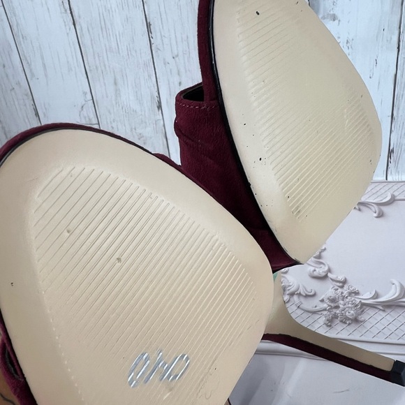 BCBGeneration Laced Up Tie Open Toe Burgundy Faux Suede Stiletto Bootie Boots 8 - Picture 16 of 16